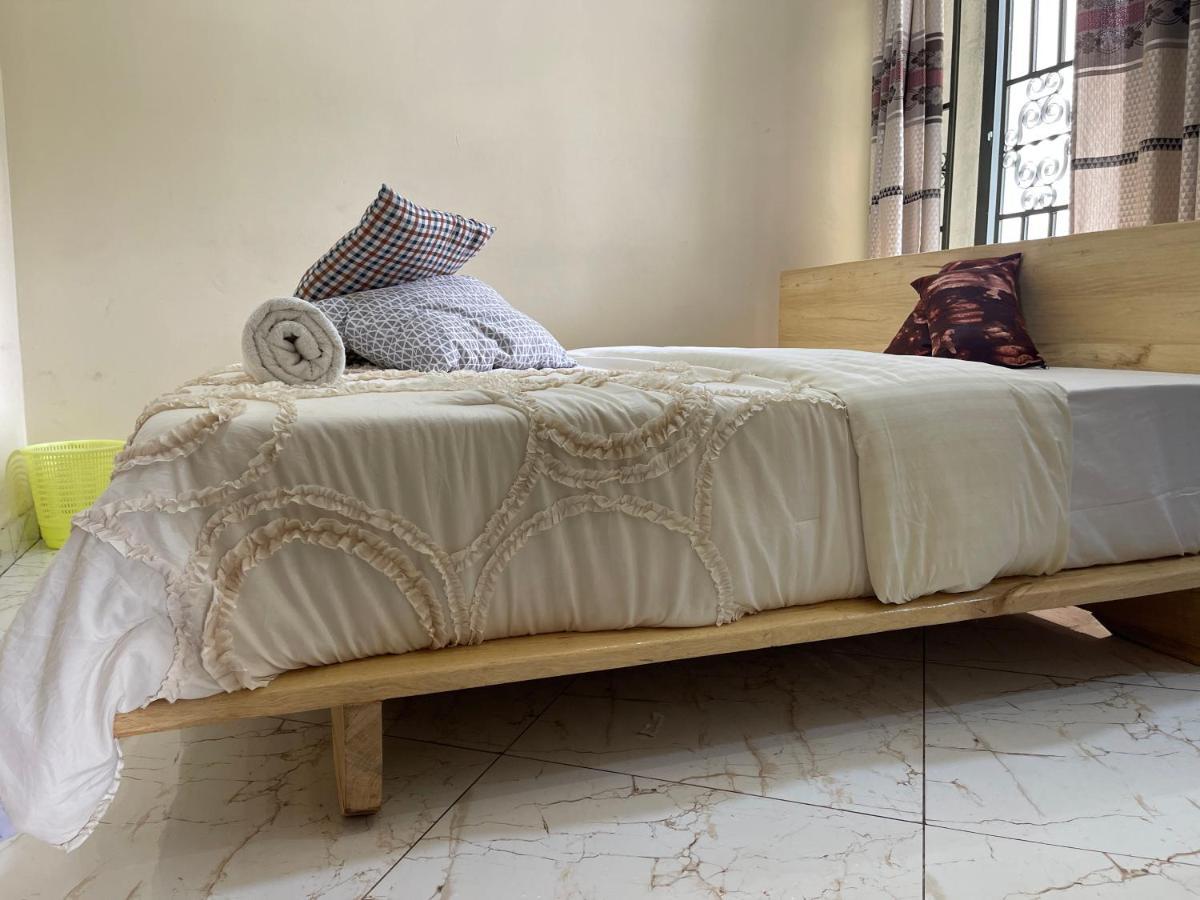 Virunga Homes Рухенгери Екстериор снимка