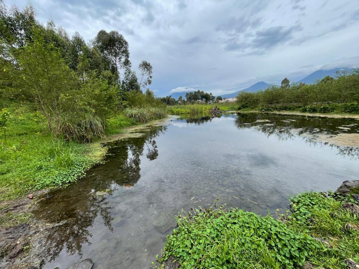 Virunga Homes Рухенгери Екстериор снимка