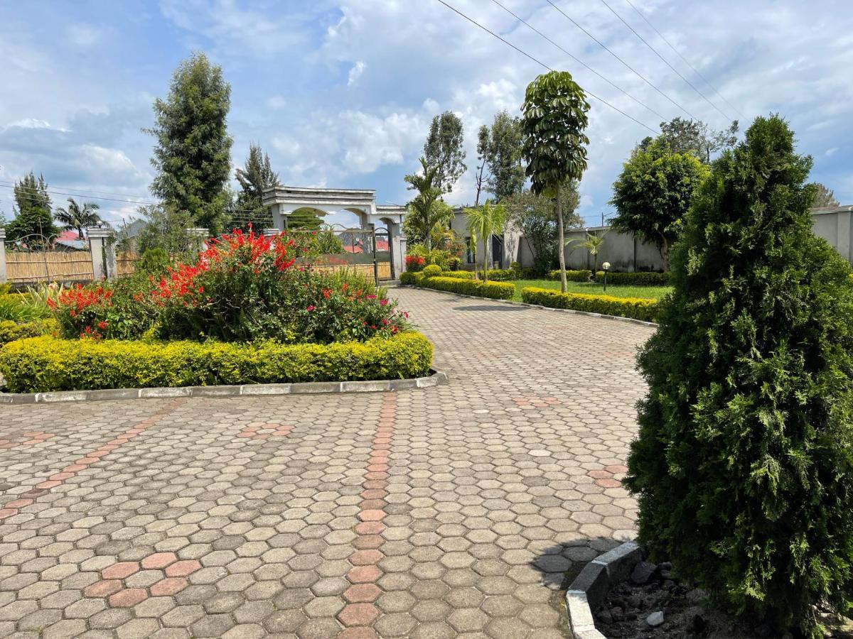 Virunga Homes Рухенгери Екстериор снимка
